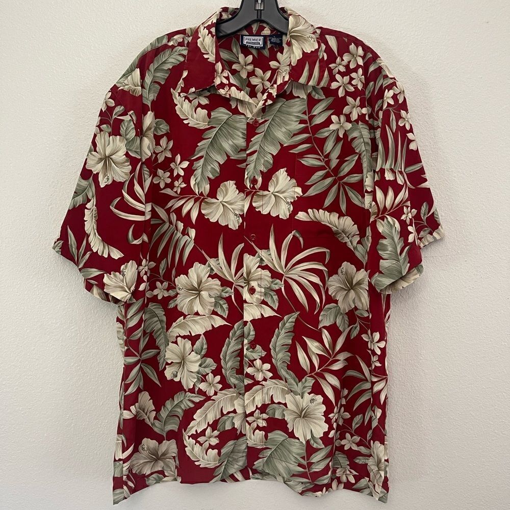 Red Floral Hawaiian Shirt - Men's Casual Button-Up